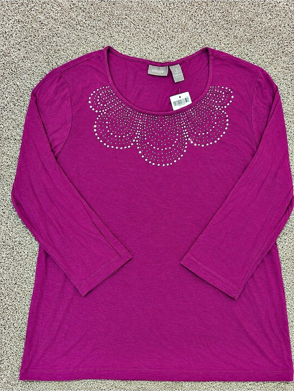 Chico’s 3/4 Sleeve Embellished Top, Magenta, size 3, NWT